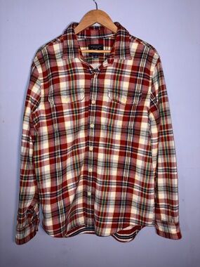 American Eagle Outfitters Red and Cream Plaid Button-Down Shirt